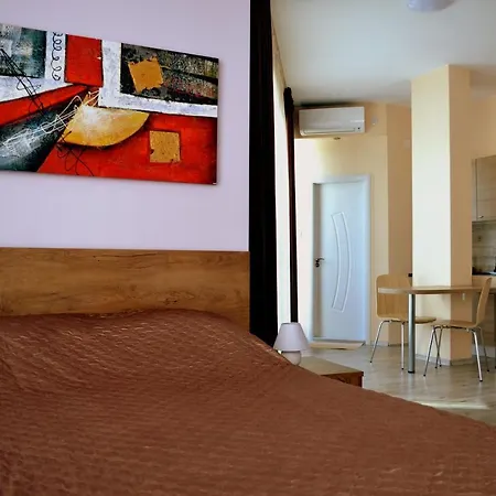 апарт център Center