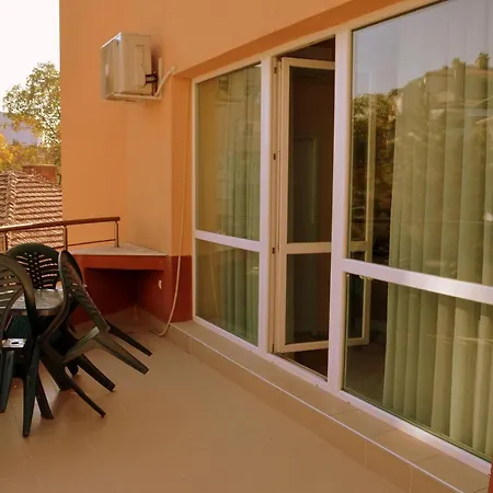 апарт център Center Apartment *
