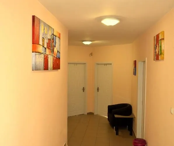 апарт център Center *