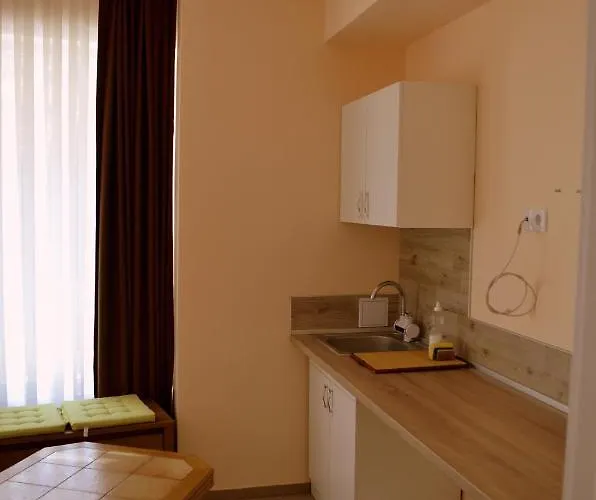 апарт център Center